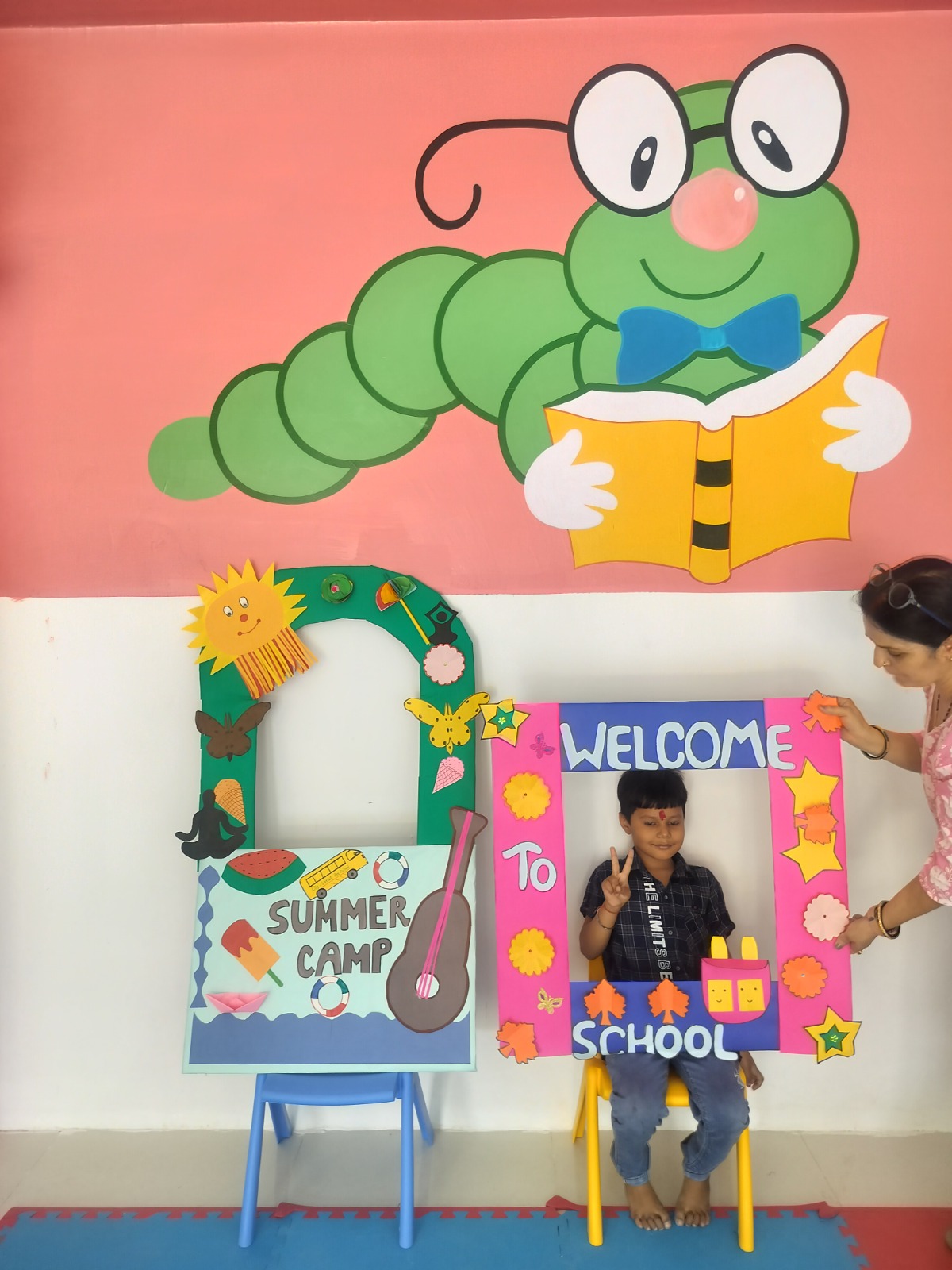 A student at the Welcome to School photo booth